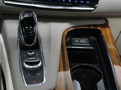 New 2024 Cadillac Escalade ESV Sport Platinum w/ LPO, ONYX Package image 14