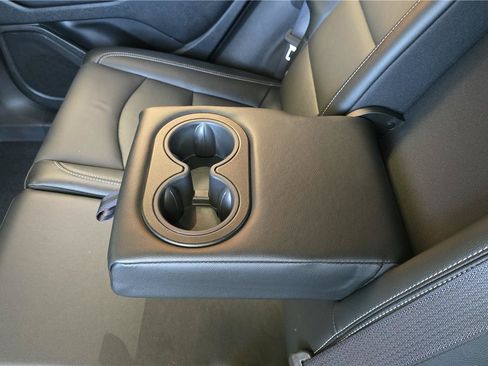 Used 2023 GMC Terrain SLT FWD image 19