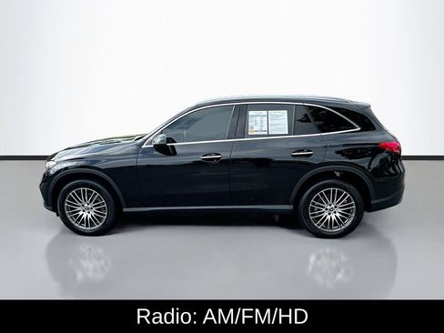 Used 2024 Mercedes-Benz GLC 300 4MATIC image 4