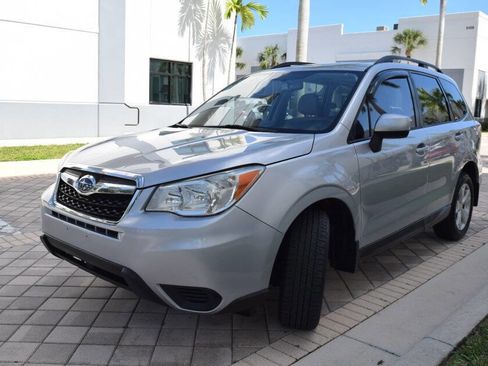 Used 2015 Subaru Forester 2.5i Premium w/ All-Weather Package AWD/4WD image 2