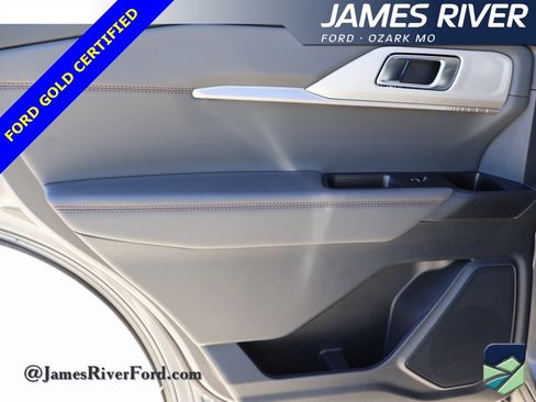 Certified 2025 Ford Explorer Active image 18