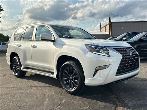 Used 2021 Lexus GX 460 Premium w/ Premium Package AWD/4WD image 2