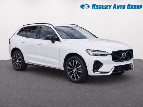 Used 2024 Volvo XC60 B5 Plus w/ Protection Package Premier AWD/4WD image 2