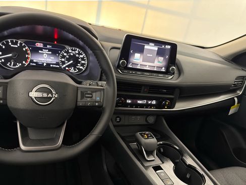 New 2026 Nissan Rogue SV AWD/4WD image 18