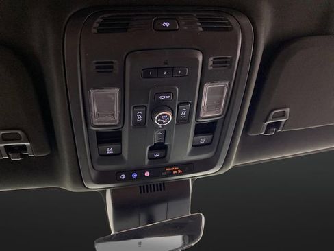 Used 2023 GMC Yukon XL Denali Ultimate image 29