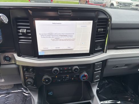 New 2026 Ford F250 XLT w/ XLT Premium Package image 27