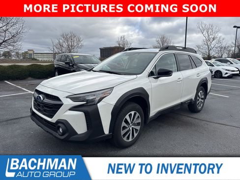 Certified 2025 Subaru Outback Premium w/ Popular Package #1A image 10