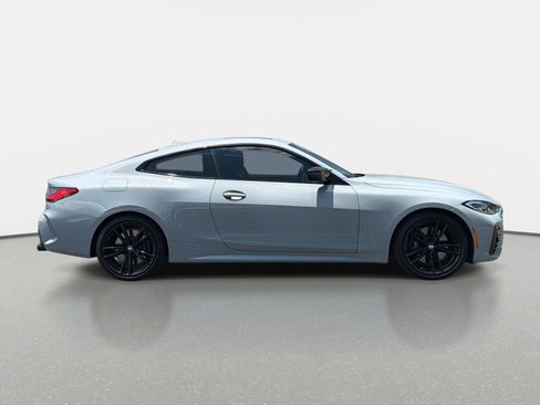 Used 2024 BMW M440i Coupe w/ Premium Package RWD image 2