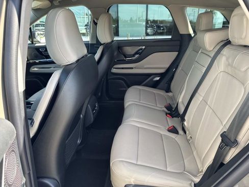 New 2026 Lincoln Corsair Reserve image 16