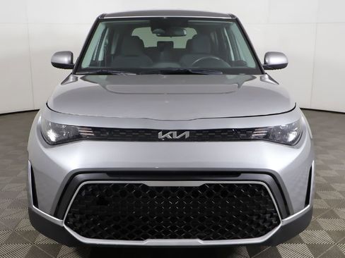 Used 2023 Kia Soul LX w/ Option Group 015 FWD image 10