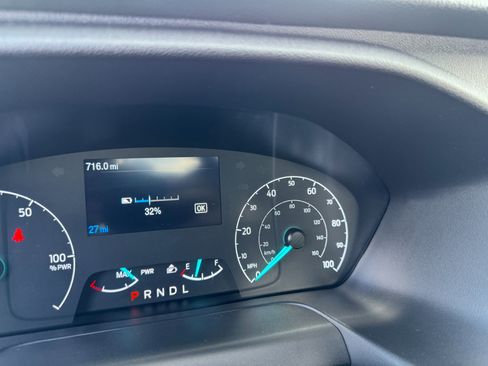 Used 2024 Ford E-Transit image 12