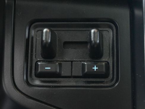 Used 2023 Ford Expedition Platinum RWD image 30