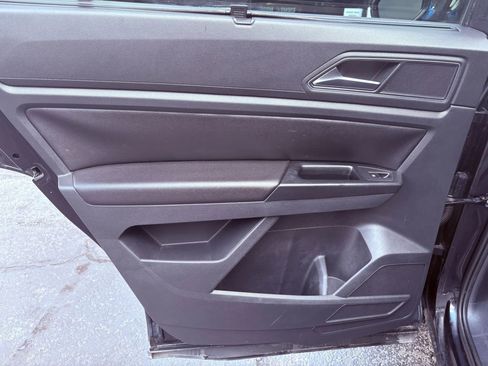 Used 2019 Volkswagen Atlas SE w/ Towing Package image 13