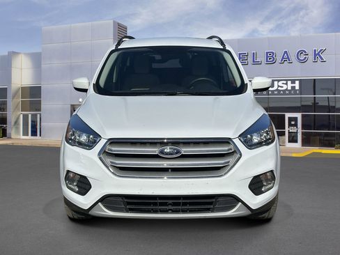Used 2018 Ford Escape SE FWD image 3