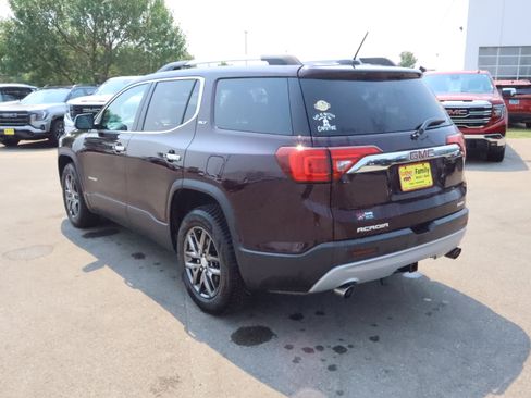 Used 2017 GMC Acadia SLT AWD/4WD image 5