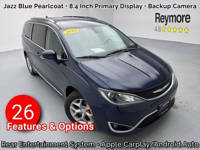 Used 2019 Chrysler Pacifica Touring-L Plus w/ Tire & Wheel Group