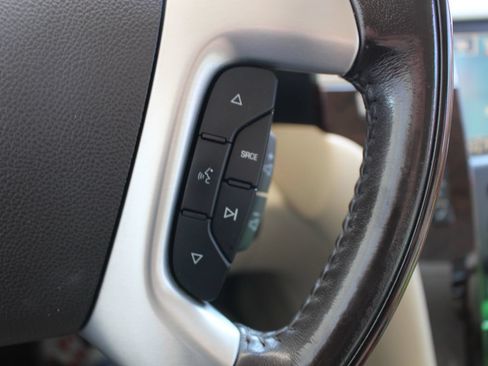 Used 2007 Cadillac Escalade AWD w/ Information Package image 26