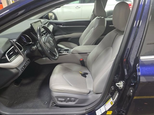 Used 2021 Toyota Camry XLE AWD/4WD image 9