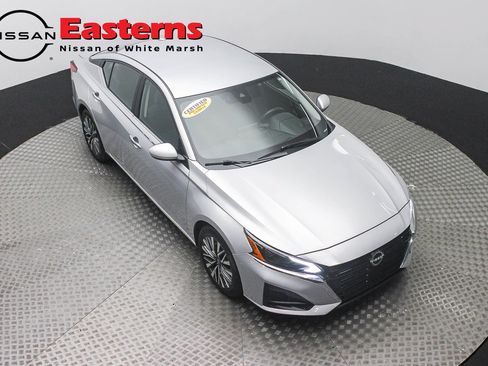 Used 2023 Nissan Altima 2.5 SV FWD image 3