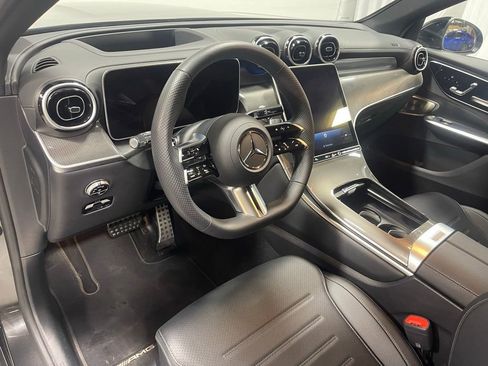 Used 2024 Mercedes-Benz GLC 300 4MATIC image 21