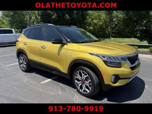 Used 2023 Kia Seltos SX AWD/4WD image 2