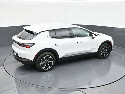 New 2026 Chevrolet Equinox EV LT FWD image 55