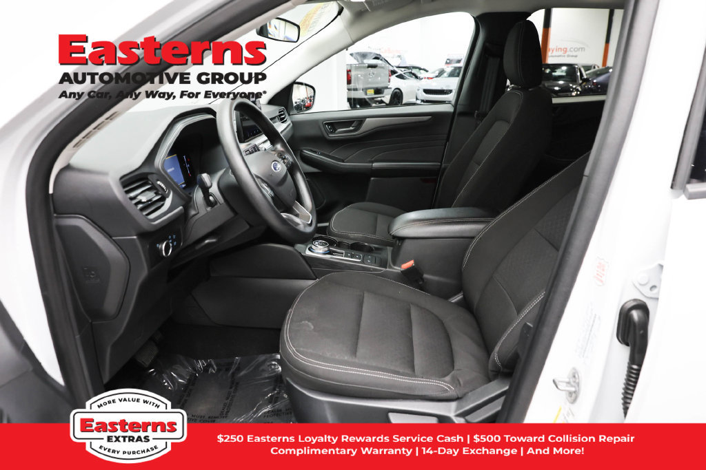 Used 2025 Ford Escape Active FWD image 14
