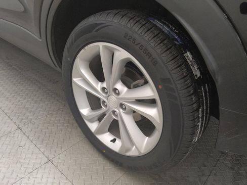 Used 2020 Buick Encore GX Preferred FWD image 31