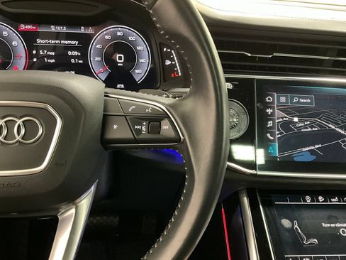 Used 2020 Audi Q8 Prestige w/ Prestige Package AWD/4WD image 20
