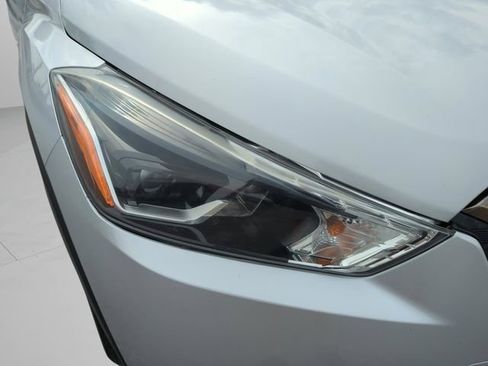 Used 2020 Nissan Kicks SR image 42