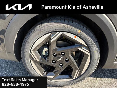 New 2025 Kia K4 EX image 30