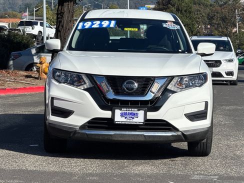 Used 2020 Nissan Rogue S image 10
