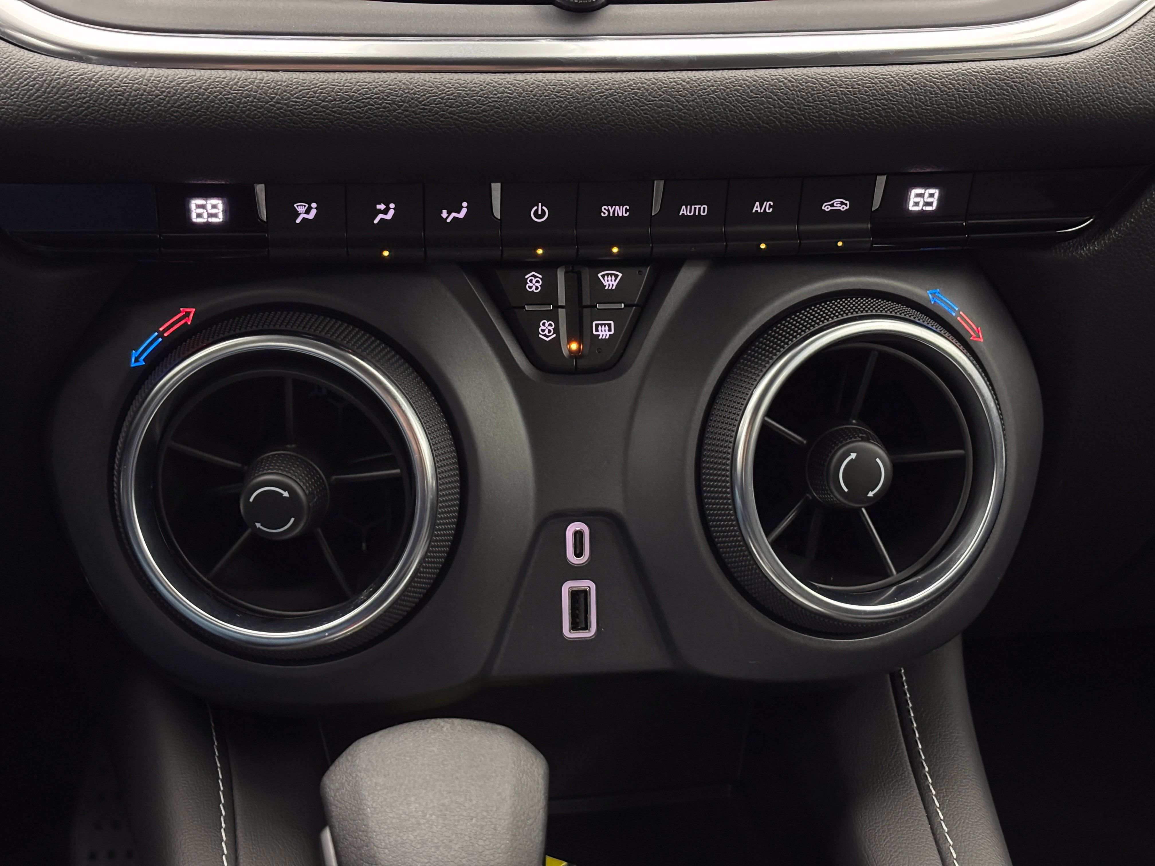 Used 2023 Chevrolet Blazer LT w/ Midnight/Sport Edition FWD image 24