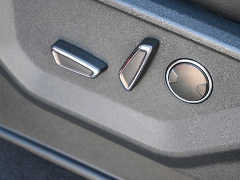 New 2025 Ford F150 Lariat w/ Equipment Group 502A High image 16