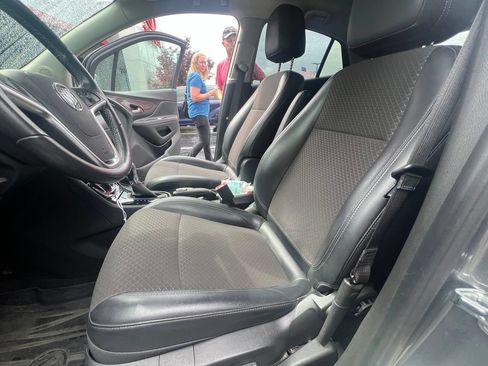 Used 2019 Buick Encore Preferred FWD image 9