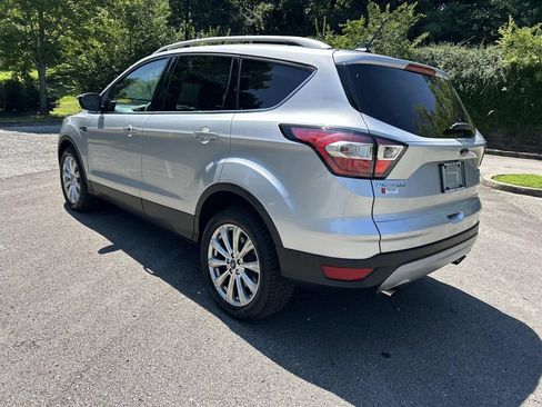 Used 2018 Ford Escape Titanium AWD/4WD image 5