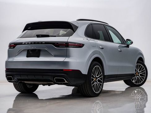 Used 2020 Porsche Cayenne AWD/4WD image 11