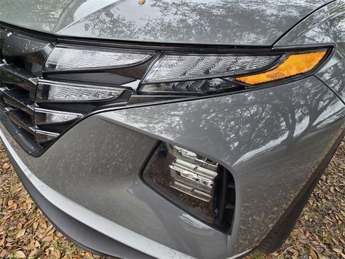 Used 2024 Hyundai Tucson SE image 11