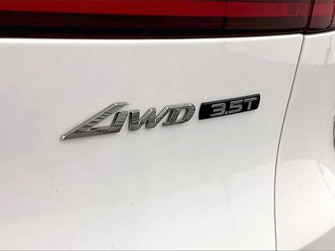 Used 2026 Genesis GV70 3.5T Sport Prestige image 8