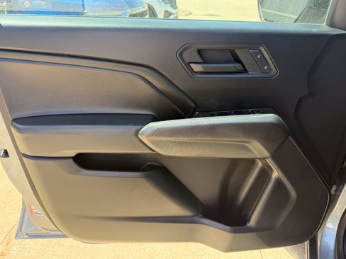 Used 2024 Chevrolet Colorado Trail Boss w/ Technology Package AWD/4WD image 10