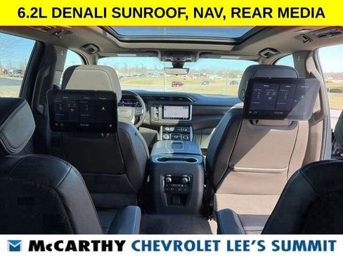 Used 2021 GMC Yukon Denali w/ Denali Premium Package image 43