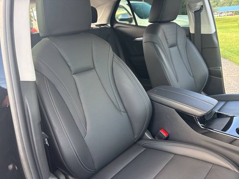 Used 2024 Buick Envision Preferred AWD/4WD image 39