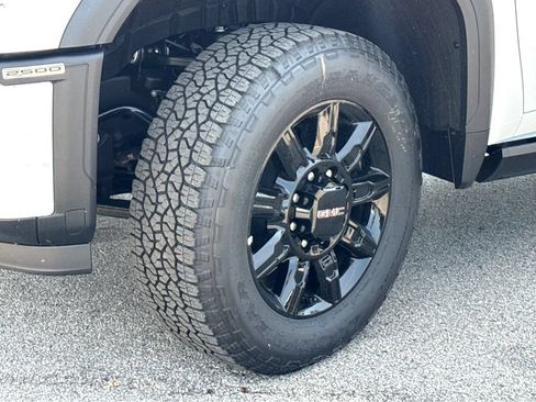 New 2026 GMC Sierra 2500 AT4 w/ AT4 Premium Plus Package AWD/4WD image 24