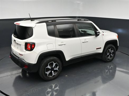 Used 2019 Jeep Renegade Trailhawk w/ Cold Weather Group II AWD/4WD image 23