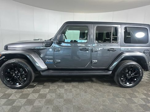 Used 2023 Jeep Wrangler Unlimited Sahara w/ Cold Weather Group AWD/4WD image 7