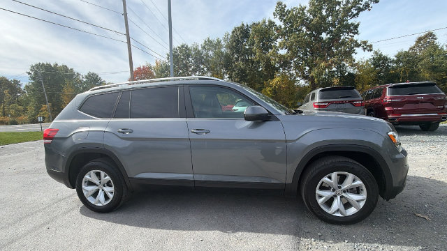 Used 2019 Volkswagen Atlas SE w/ Towing Package AWD/4WD image 4