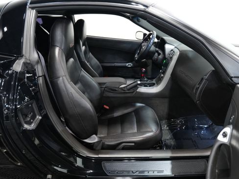 Used 2007 Chevrolet Corvette Z06 w/ Preferred Equipment Group image 33