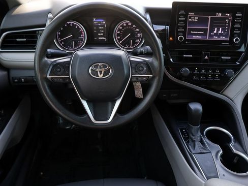 Used 2021 Toyota Camry LE FWD image 14