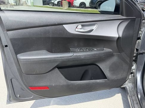 Used 2023 Kia Forte LXS FWD image 10