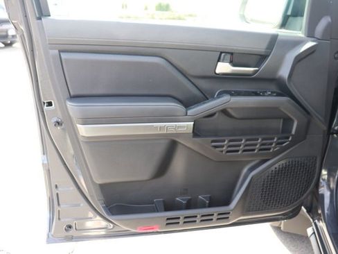 Used 2024 Toyota Tacoma TRD Sport image 7